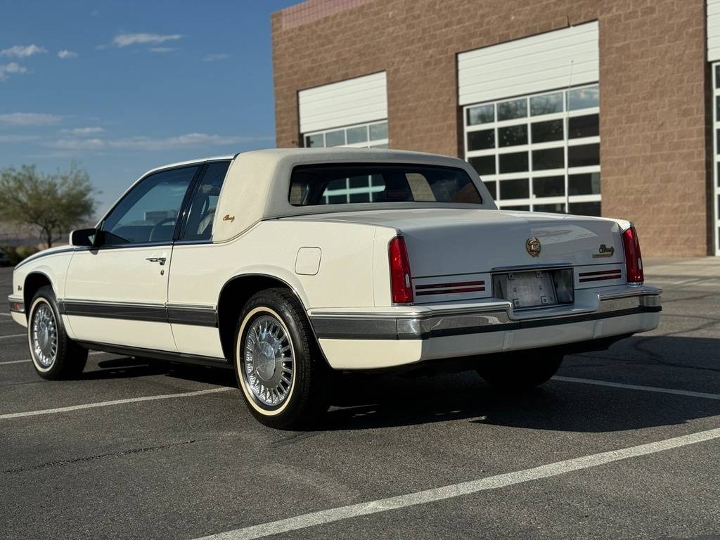 Cadillac-Eldorado-1990-3