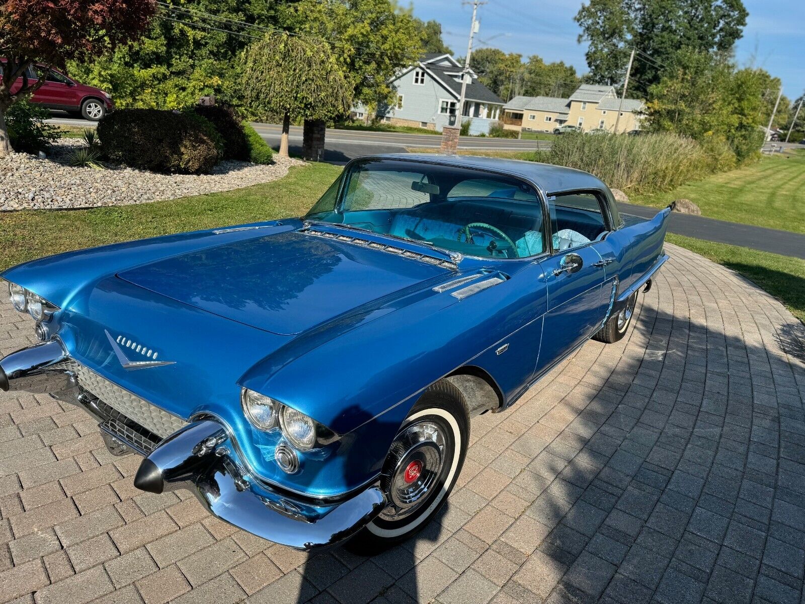 Cadillac-Eldorado-Berline-1957-2