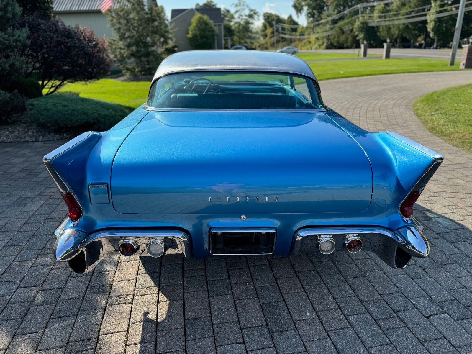 Cadillac-Eldorado-Berline-1957-4