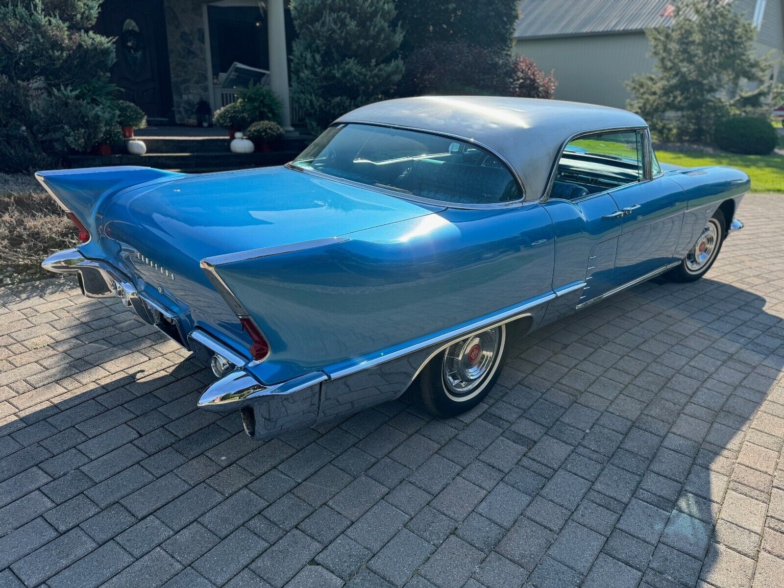 Cadillac-Eldorado-Berline-1957-5