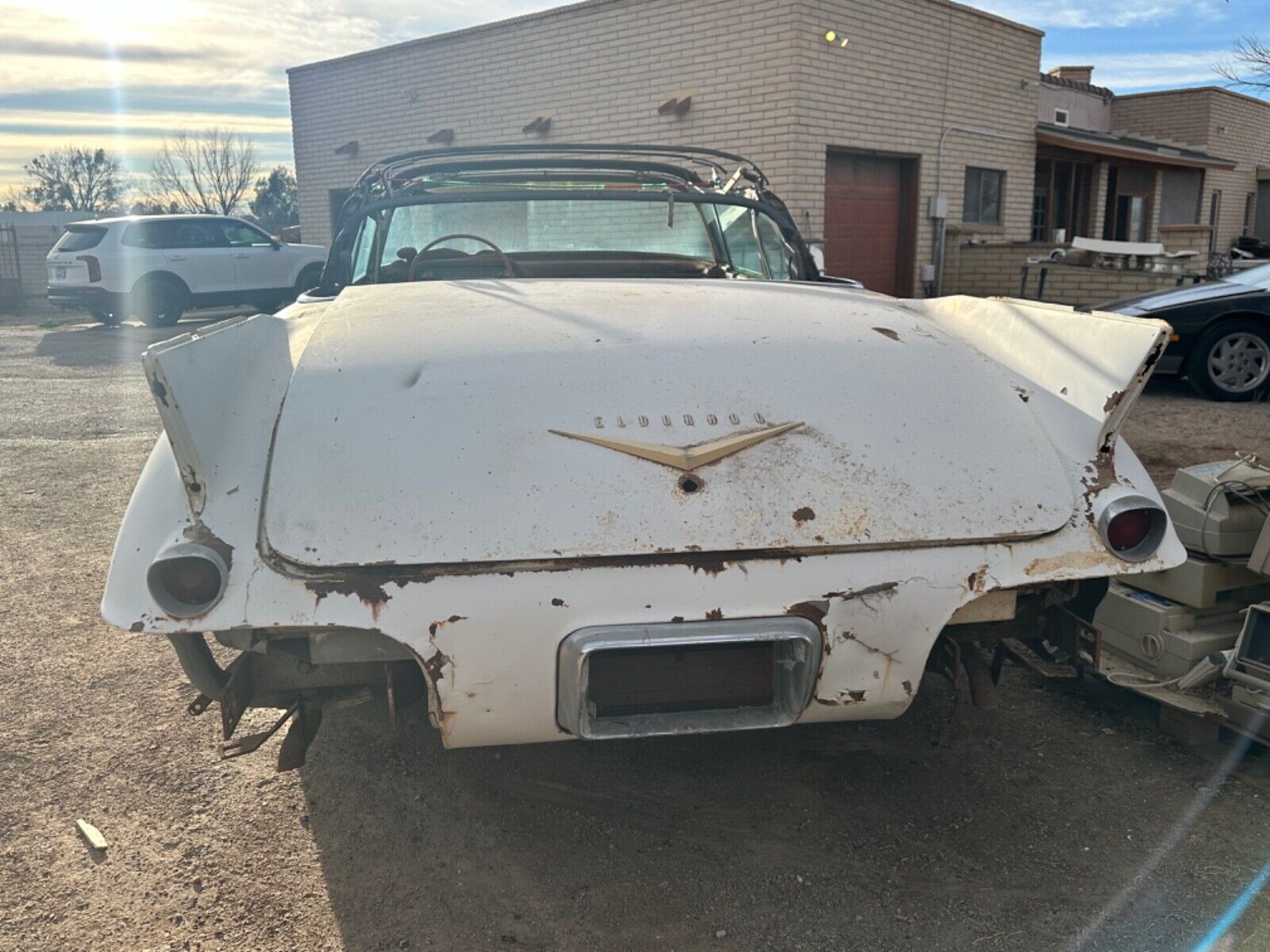 Cadillac-Eldorado-Cabriolet-1957-11