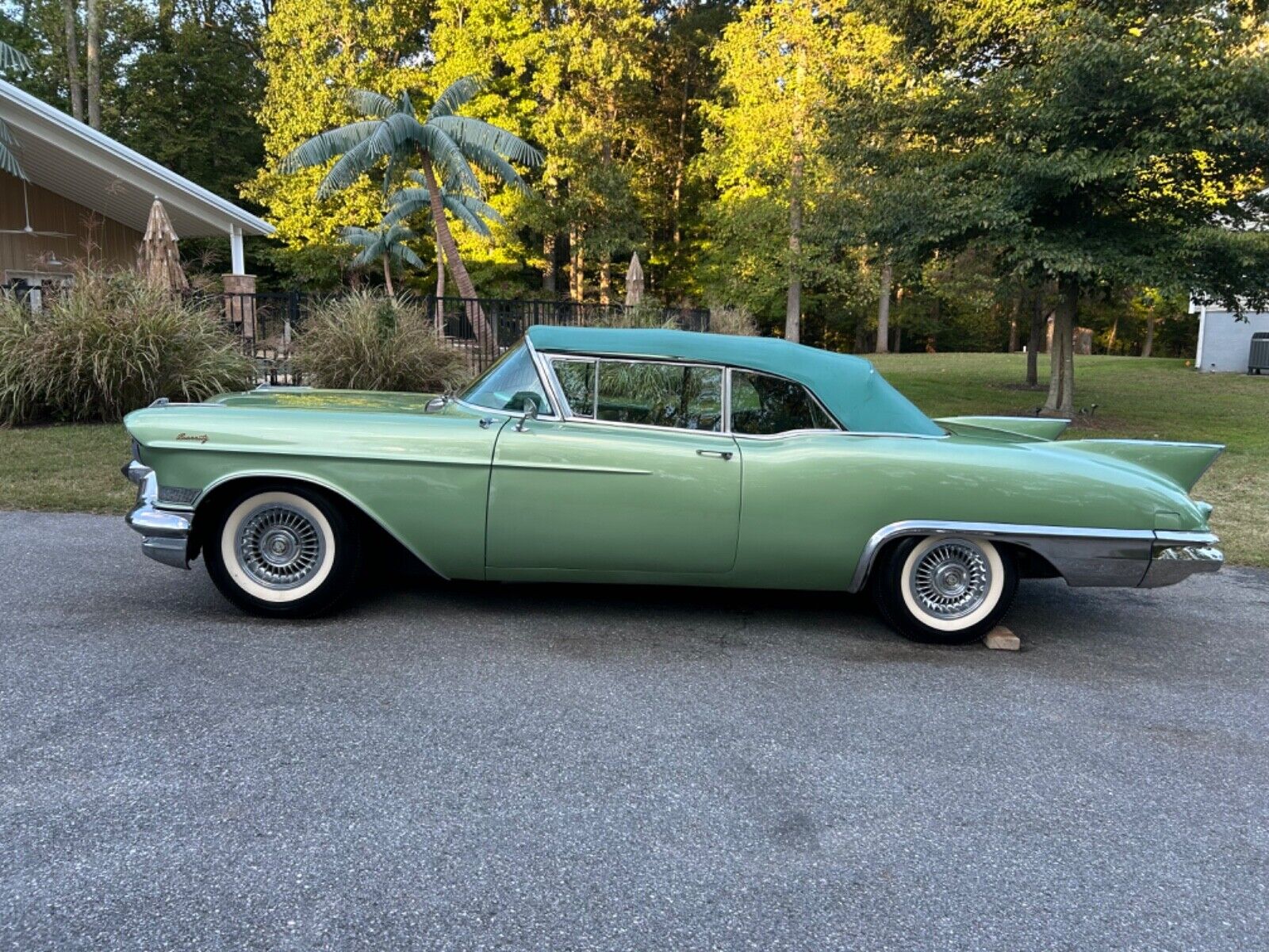 Cadillac-Eldorado-Cabriolet-1957-21