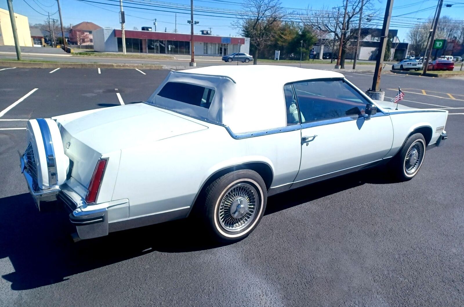 Cadillac-Eldorado-Cabriolet-1984-3