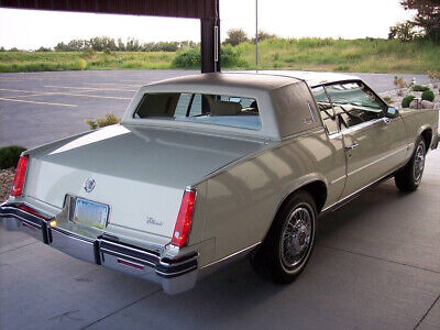 Cadillac-Eldorado-Coupe-1981-1