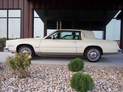 Cadillac-Eldorado-Coupe-1981-6