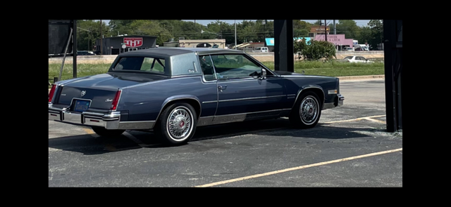 Cadillac-Eldorado-Coupe-1983-1