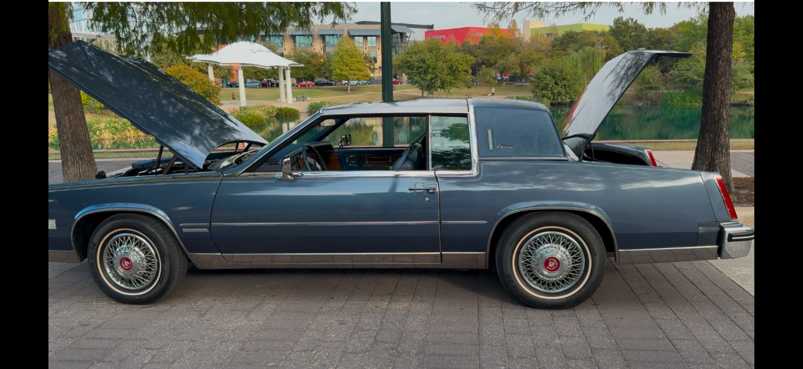 Cadillac-Eldorado-Coupe-1983-17