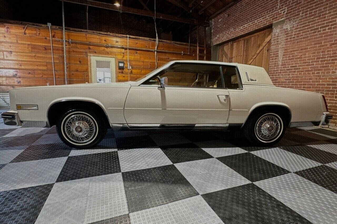 Cadillac-Eldorado-Coupe-1984-4