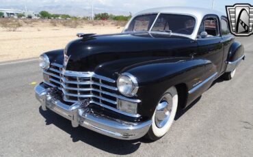 Cadillac-Fleetwood-1947-3