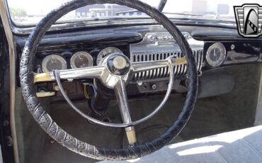 Cadillac-Fleetwood-1947-4