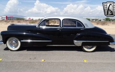 Cadillac-Fleetwood-1947-8