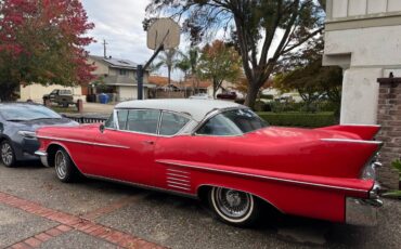 Cadillac-Fleetwood-1958-2