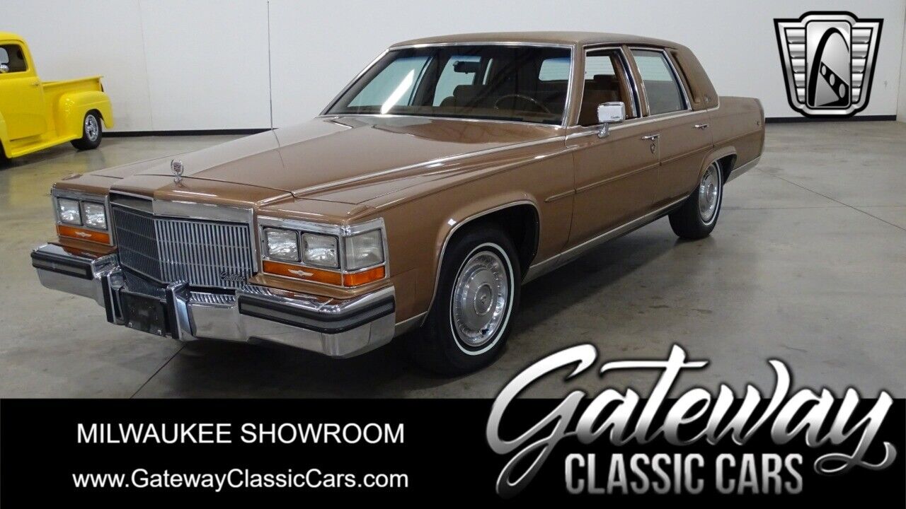 Cadillac Fleetwood  1989