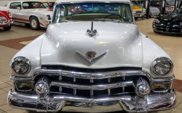 Cadillac-Fleetwood-Berline-1953-4