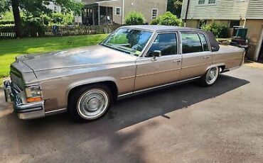 Cadillac Fleetwood Berline 1986