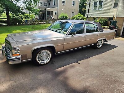 Cadillac Fleetwood Berline 1986 à vendre