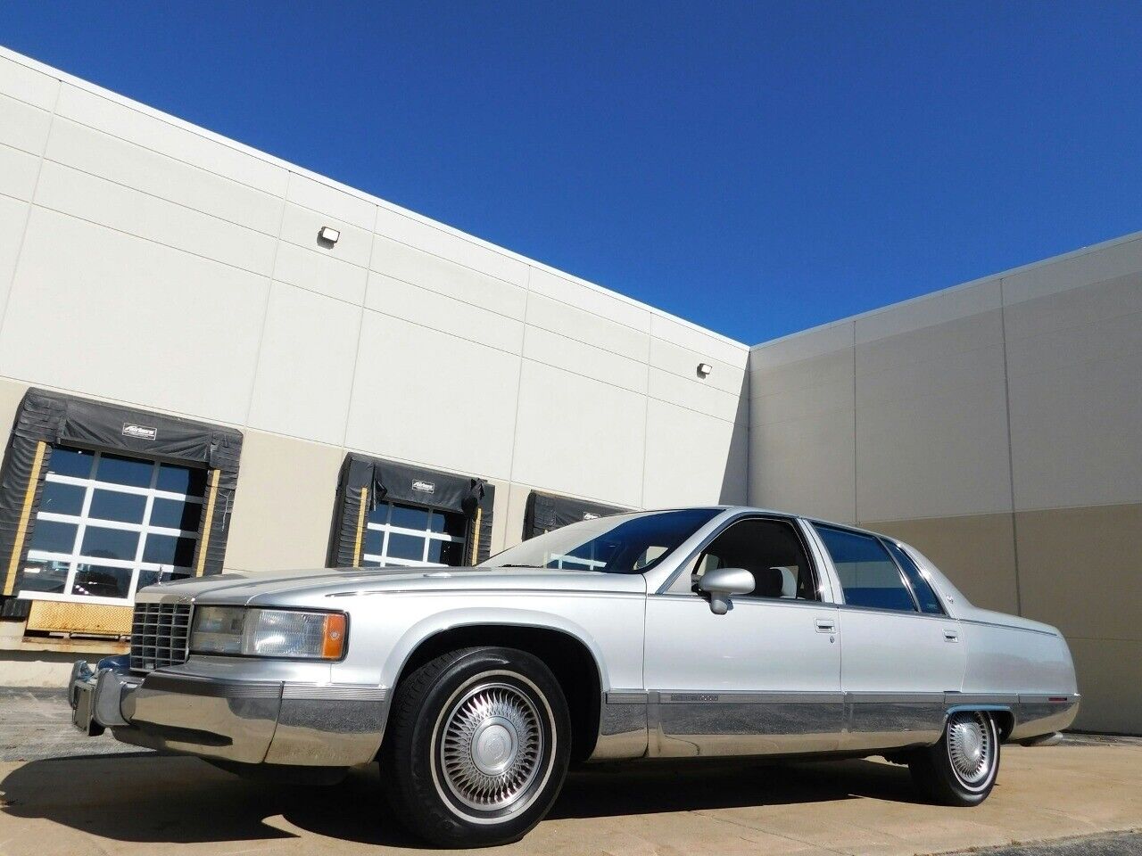 Cadillac-Fleetwood-Berline-1993-6