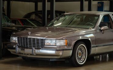 Cadillac-Fleetwood-Berline-1993-7