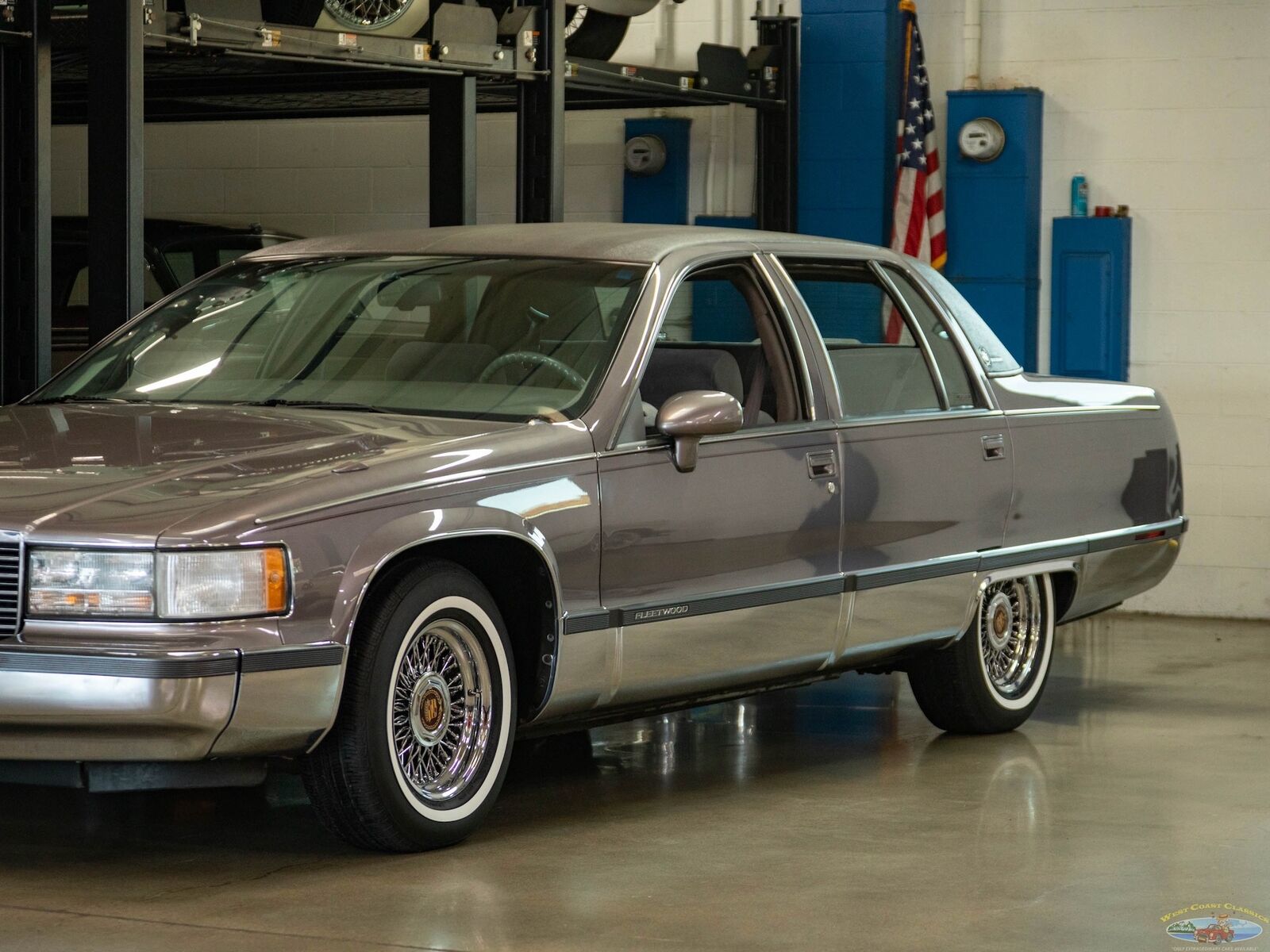 Cadillac-Fleetwood-Berline-1993-8