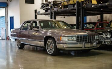 Cadillac-Fleetwood-Berline-1993-9