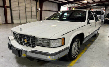 Cadillac-Fleetwood-Berline-1994-14