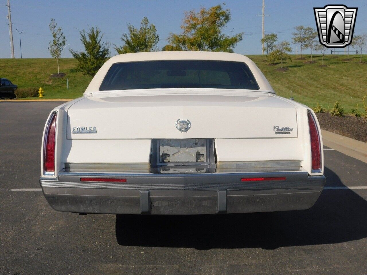 Cadillac-Fleetwood-Berline-1995-4