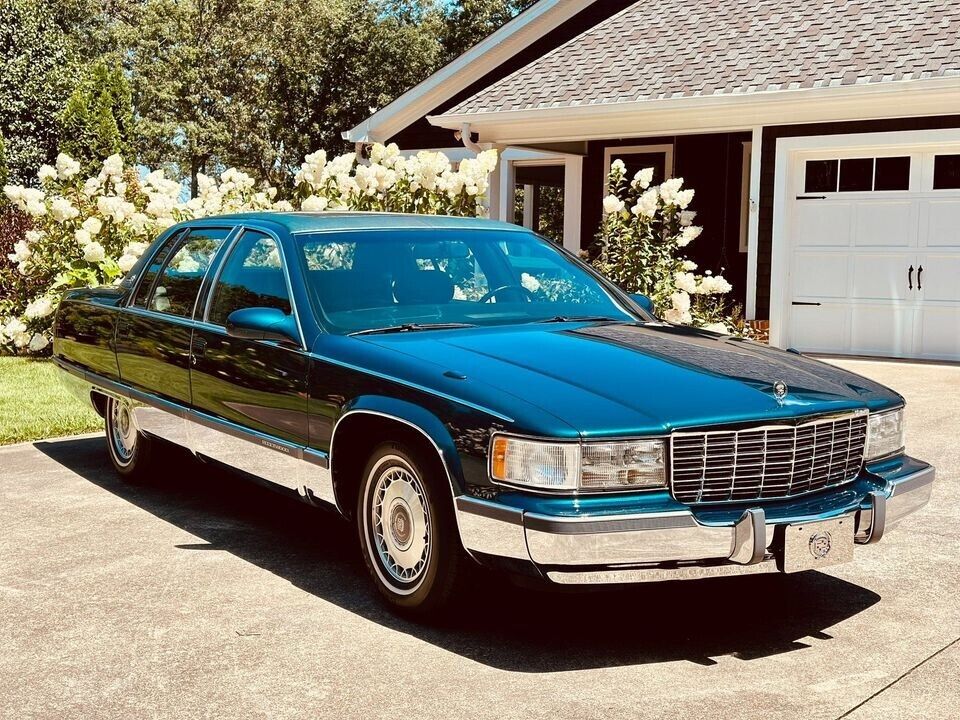 Cadillac-Fleetwood-Berline-1995-5