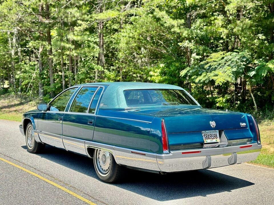 Cadillac-Fleetwood-Berline-1995-9