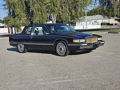 Cadillac-Fleetwood-Coupe-1992-4