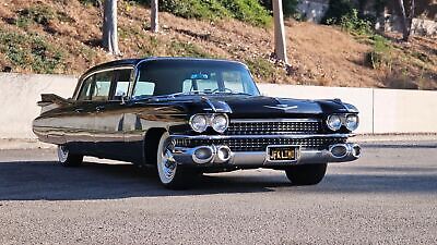 Cadillac-Fleetwood-Limousine-1959-4