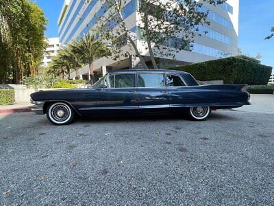 Cadillac-Fleetwood-Limousine-1962-11