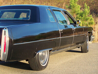 Cadillac-Fleetwood-Limousine-1976-23