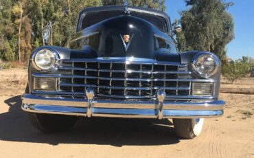 Cadillac-Fleetwood-imperial-1948-14