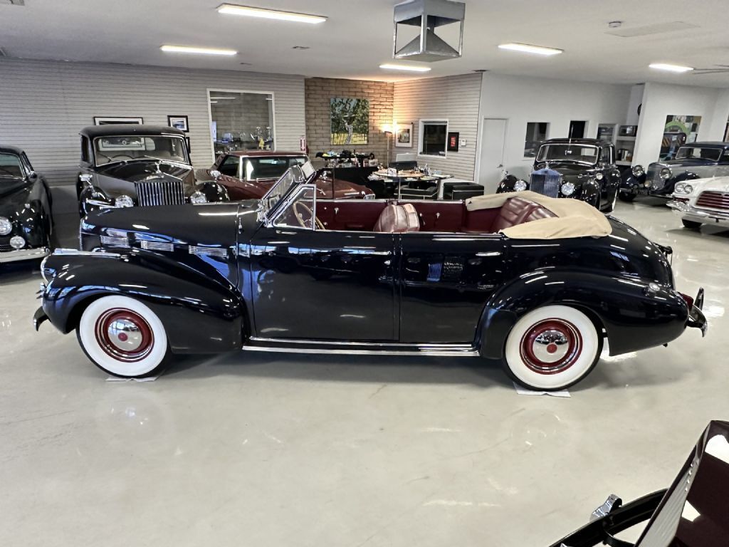 Cadillac-LaSalle-Model-52-Convertible-Sedan-1940-18