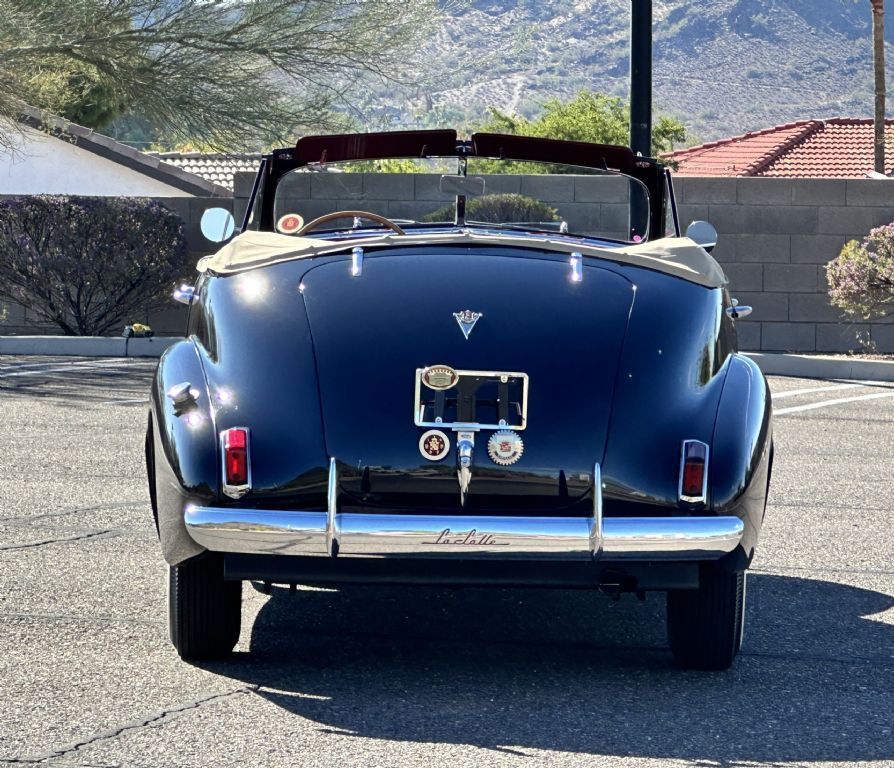 Cadillac-LaSalle-Model-52-Convertible-Sedan-1940-7