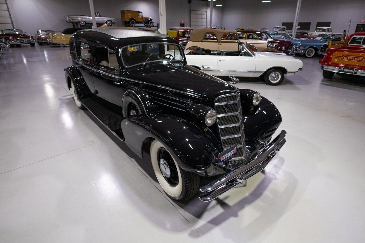 Cadillac-Model-370-D-Fleetwood-V-12-Berline-1934-6