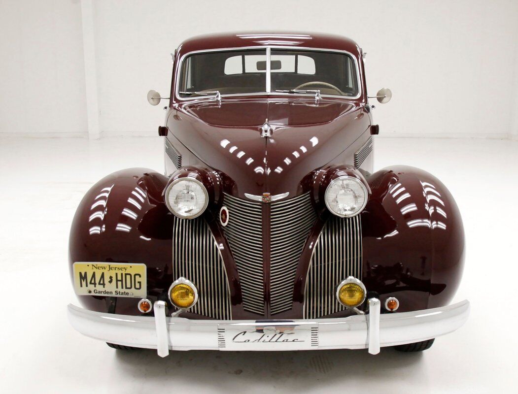 Cadillac-Series-60-Berline-1939-6