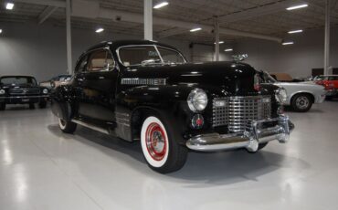 Cadillac-Series-61-Five-Passenger-Coupe-Sedanette-Coupe-1941-28