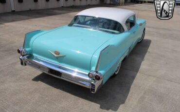 Cadillac-Series-62-1957-4