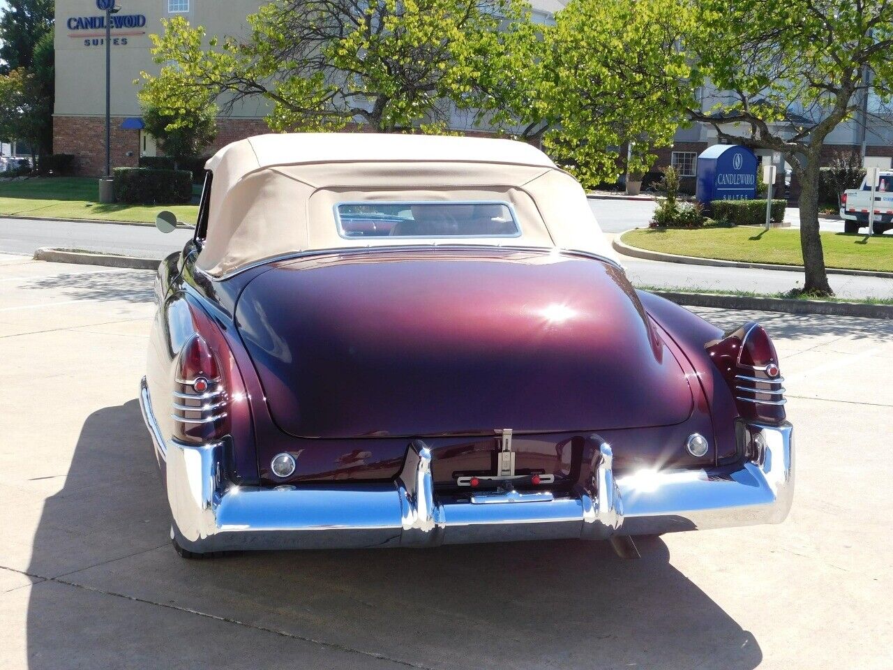 Cadillac-Series-62-Cabriolet-1948-5