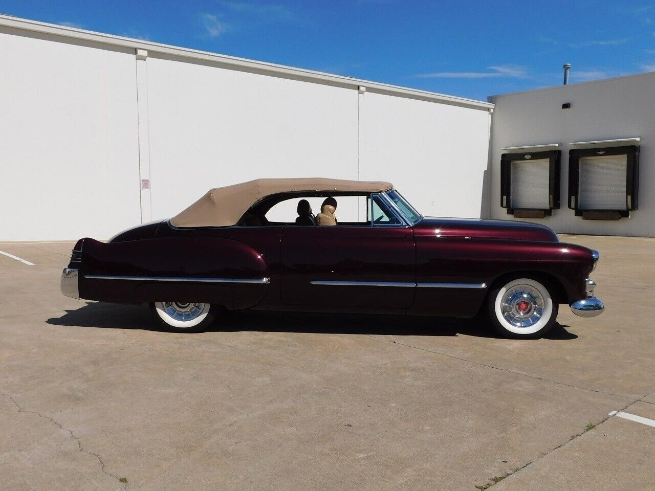 Cadillac-Series-62-Cabriolet-1948-8