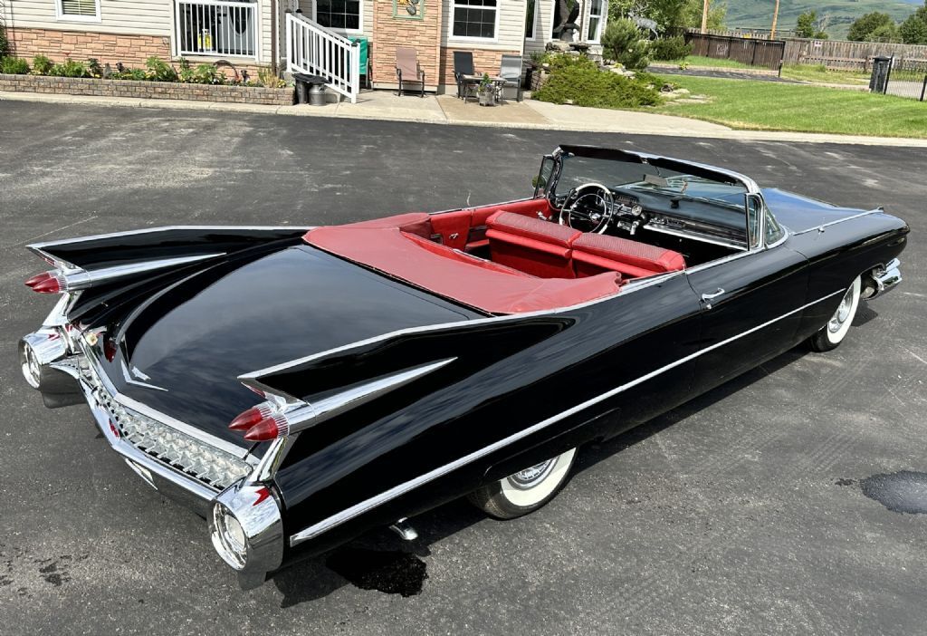 Cadillac-Series-62-Convertible-1959-13