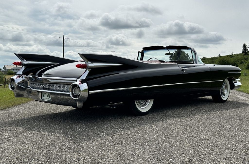 Cadillac-Series-62-Convertible-1959-15