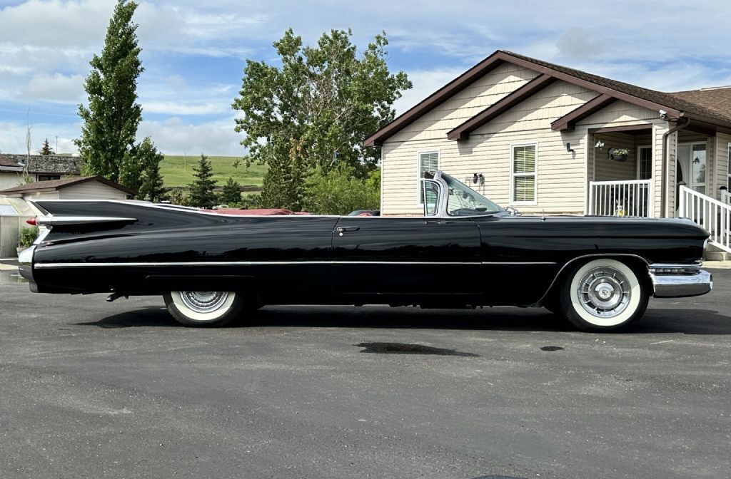 Cadillac-Series-62-Convertible-1959-17