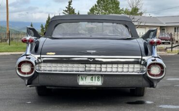 Cadillac-Series-62-Convertible-1959-25