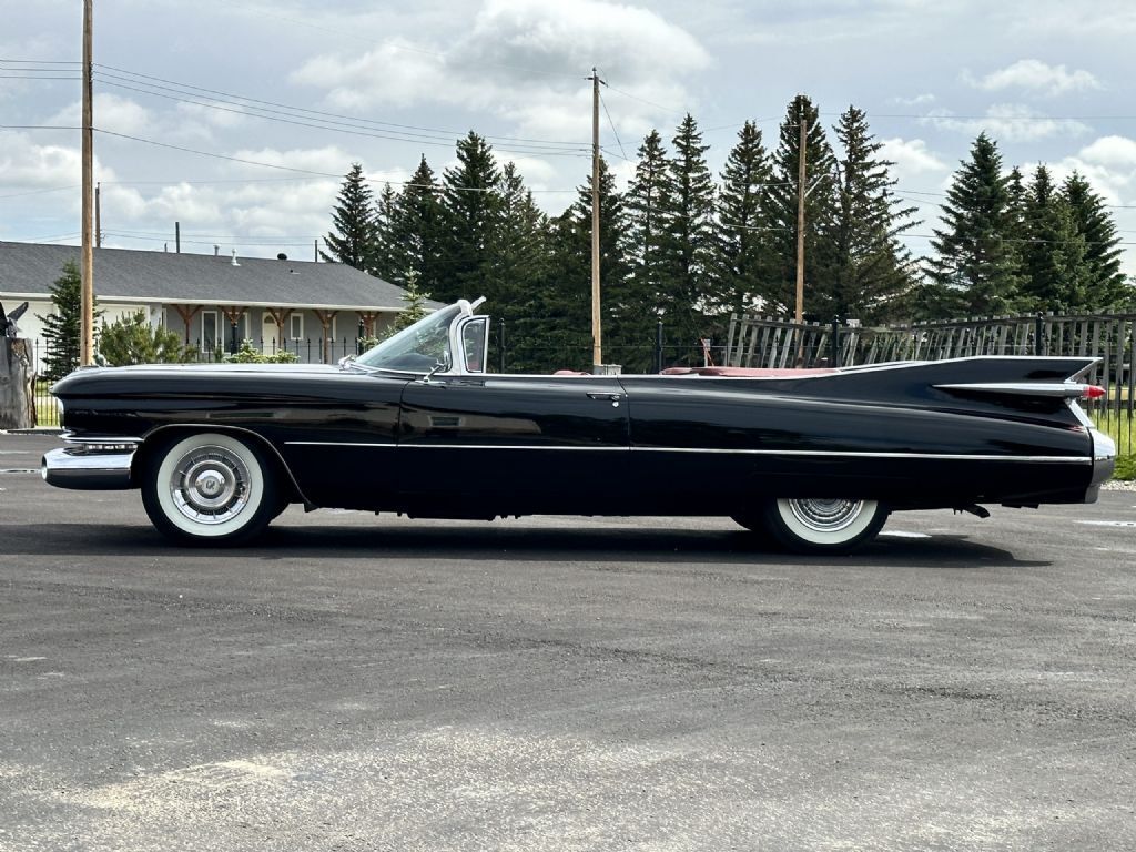 Cadillac-Series-62-Convertible-1959-28