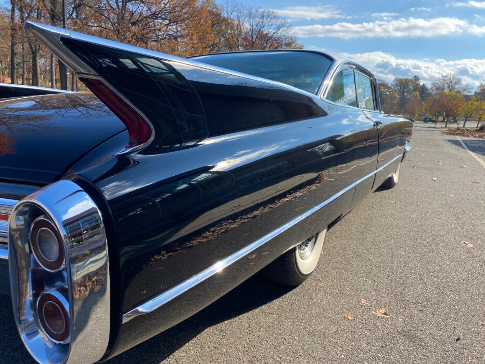 Cadillac-Series-62-Coupe-1960-17