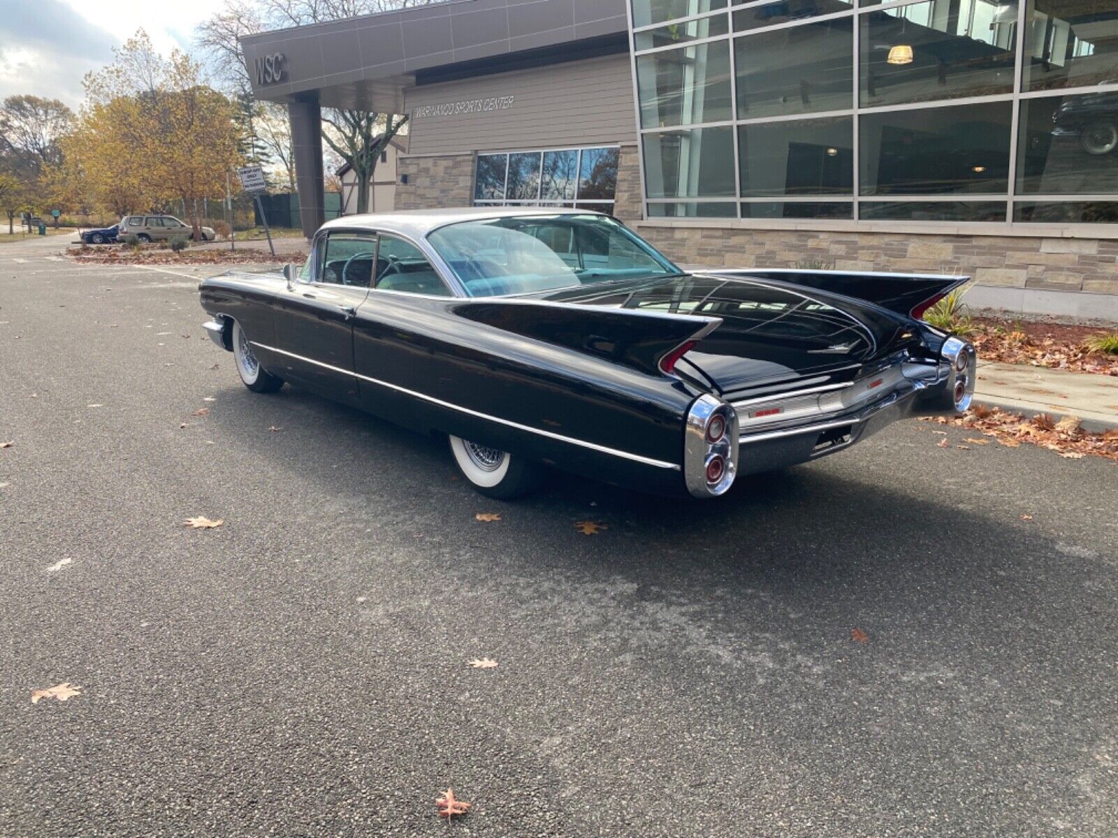 Cadillac-Series-62-Coupe-1960-6