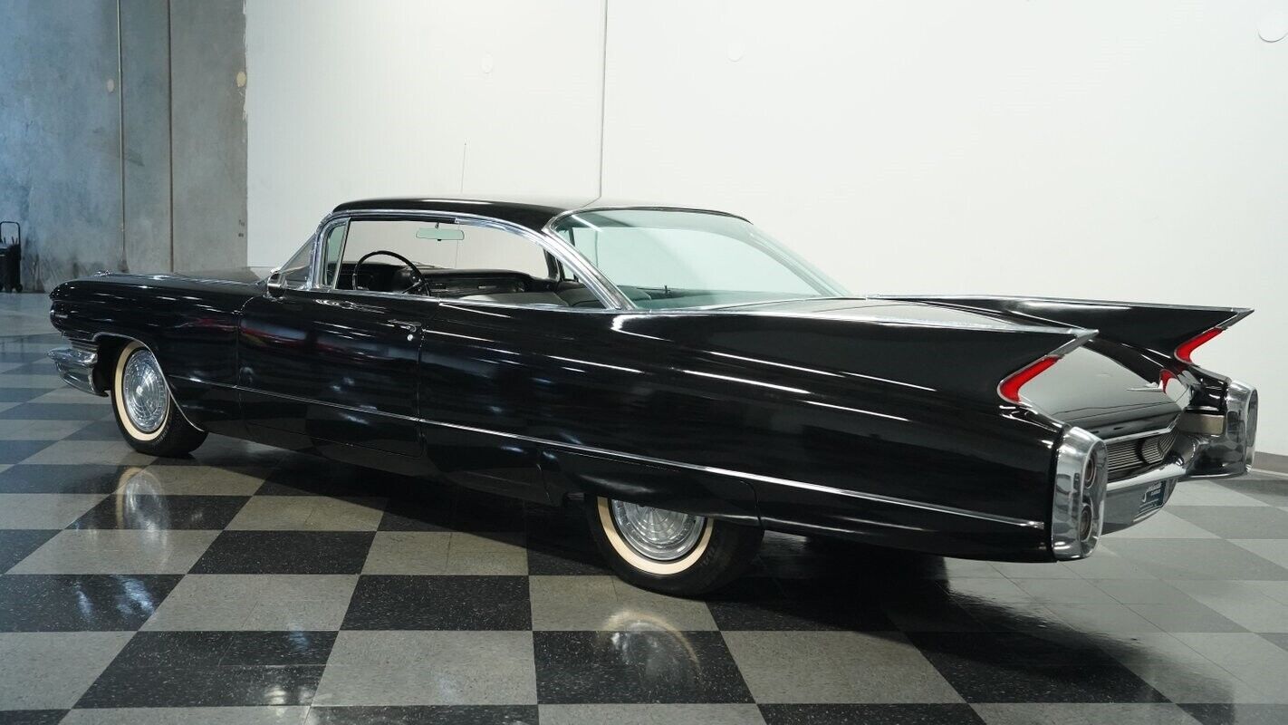 Cadillac-Series-62-Coupe-1960-6