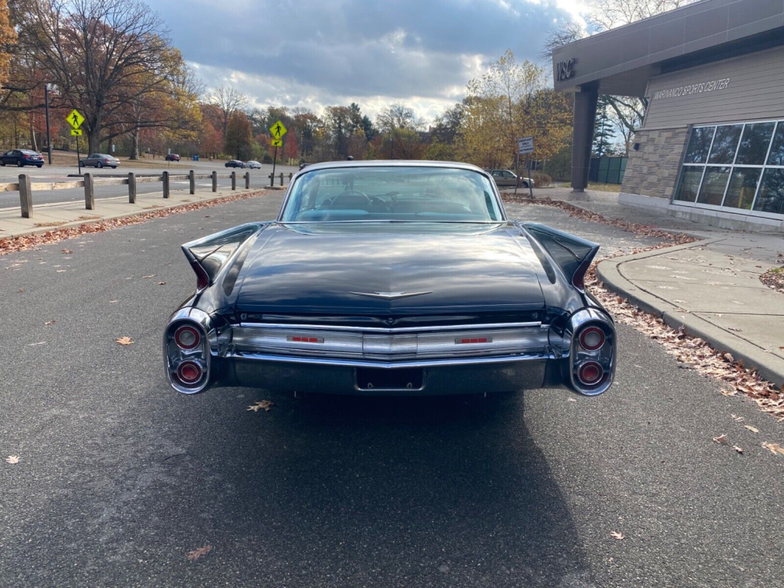 Cadillac-Series-62-Coupe-1960-7